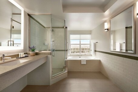 Embassy Suites by Hilton San Juan Hotel Casino - Image 6