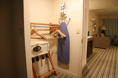 Embassy Suites by Hilton San Juan Hotel Casino - Image 58