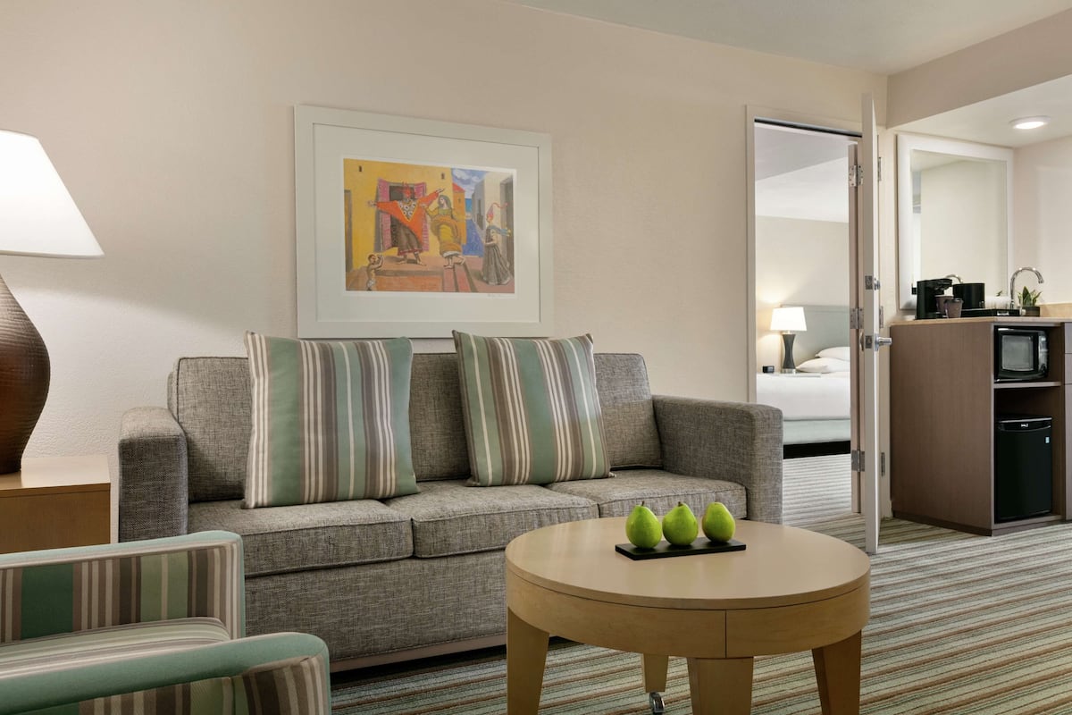 suite, 2 bedrooms, 2 bathrooms | living area | 55-inch flat-screen tv with cable channels, tv