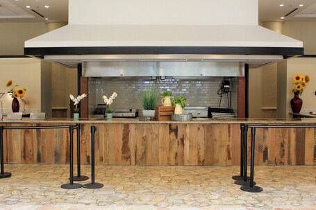Embassy Suites by Hilton San Juan Hotel Casino - Image 28