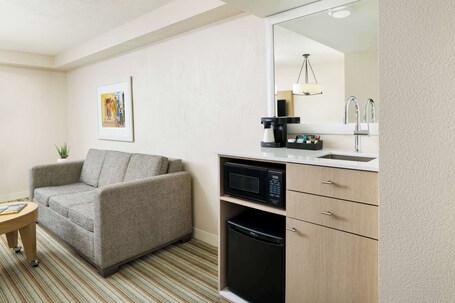 Embassy Suites by Hilton San Juan Hotel Casino - Image 57