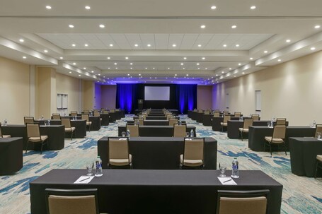 Embassy Suites by Hilton San Juan Hotel Casino - Image 36