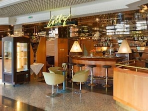 Bar (in der Unterkunft)