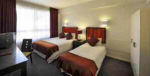 Room - The Tulip Hotel & Conference Centre (CAPE TOWN)
