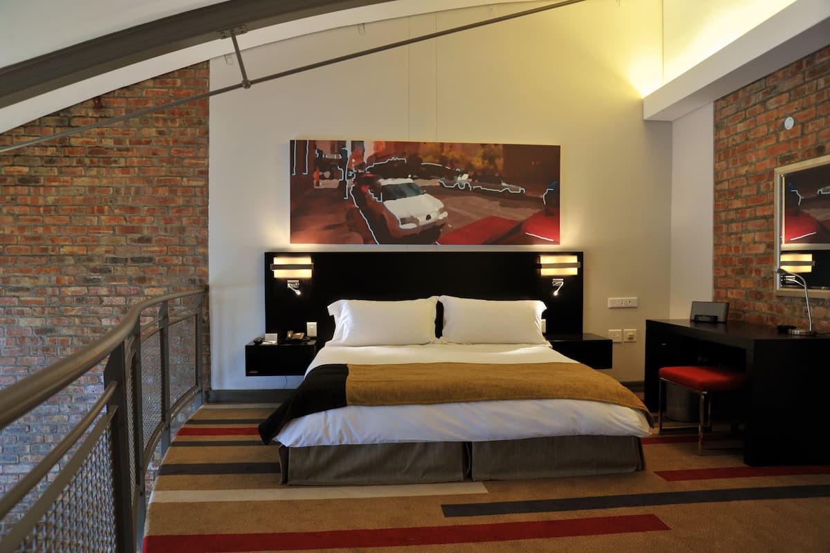 1 Schlafzimmer, hochwertige Bettwaren, Minibar, Zimmersafe