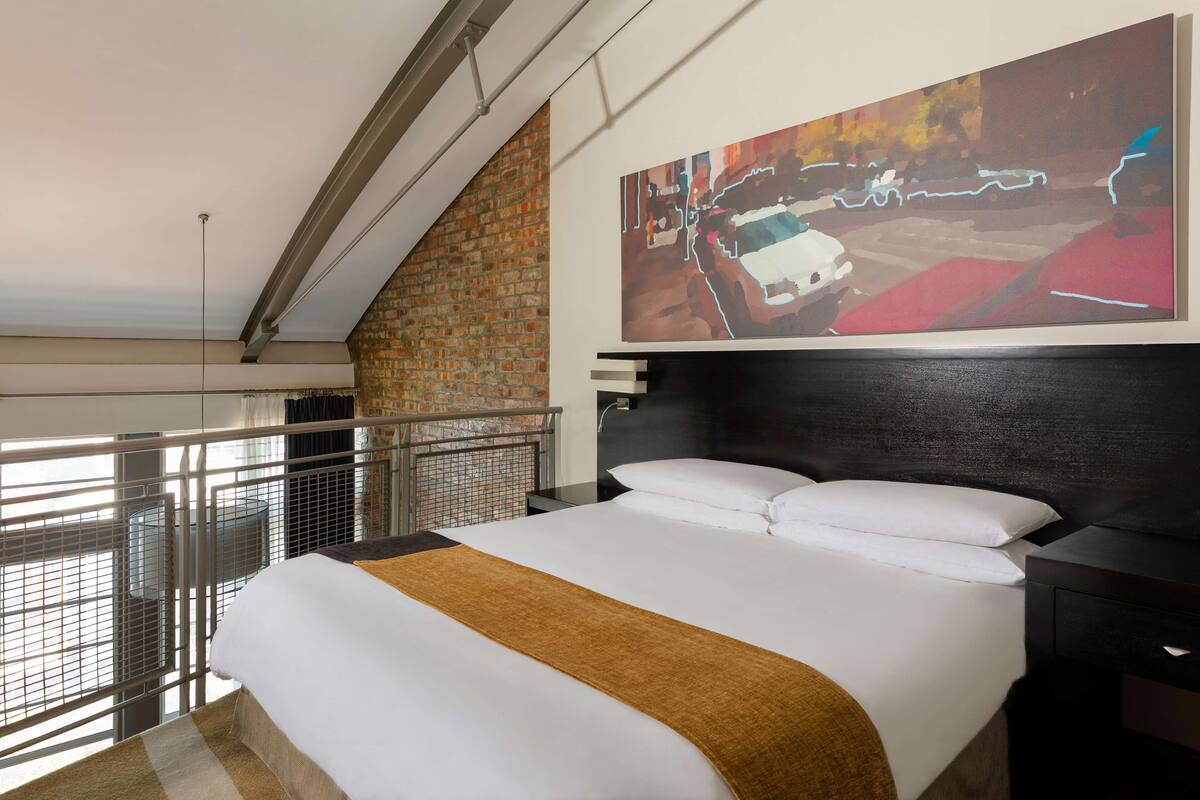 Loft Room | 1 bedroom, premium bedding, minibar, in-room safe