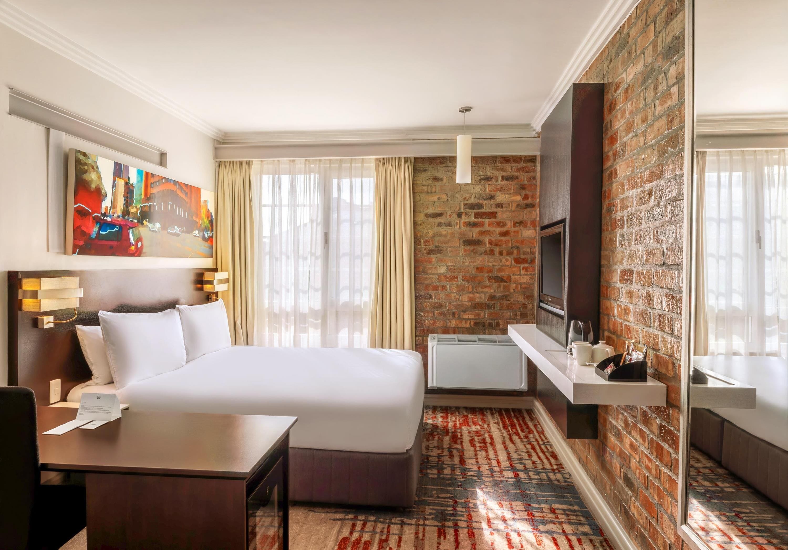 1 bedroom, premium bedding, minibar, in-room safe