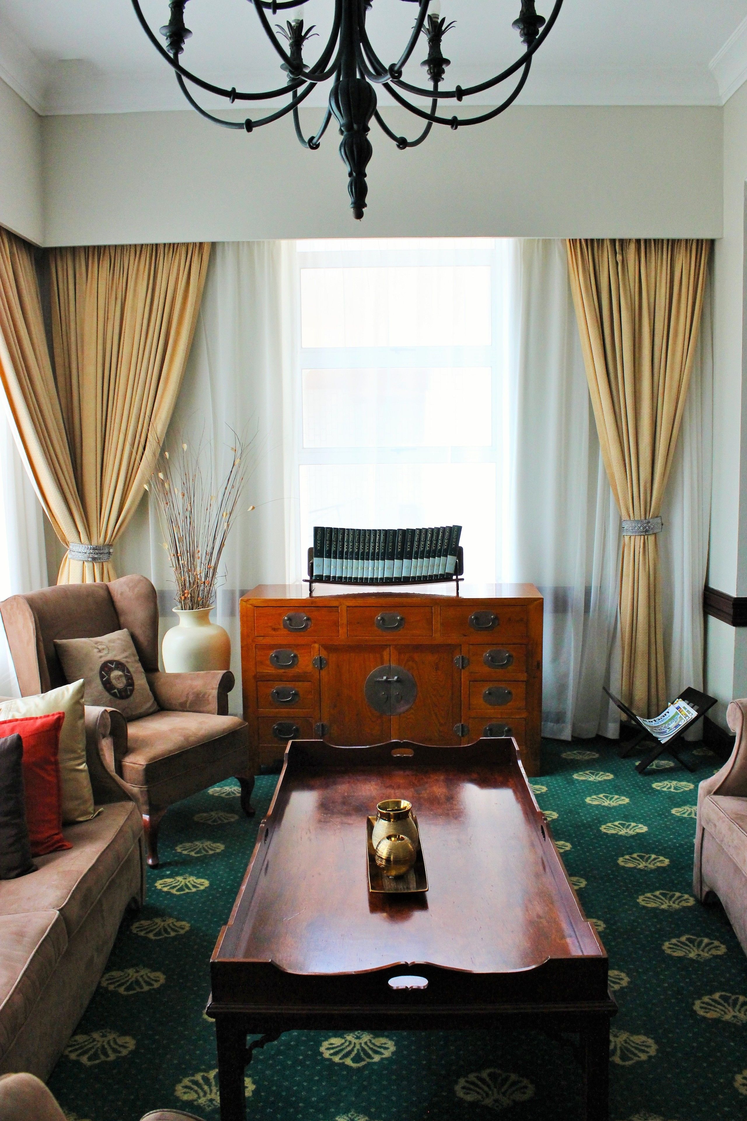 Photo - The Balmoral - Halaal