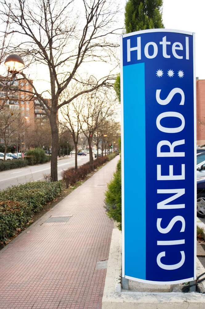Hotel Cisneros by null