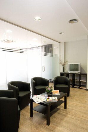 Lobby-Lounge