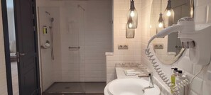 Secador de cabelo, bidê