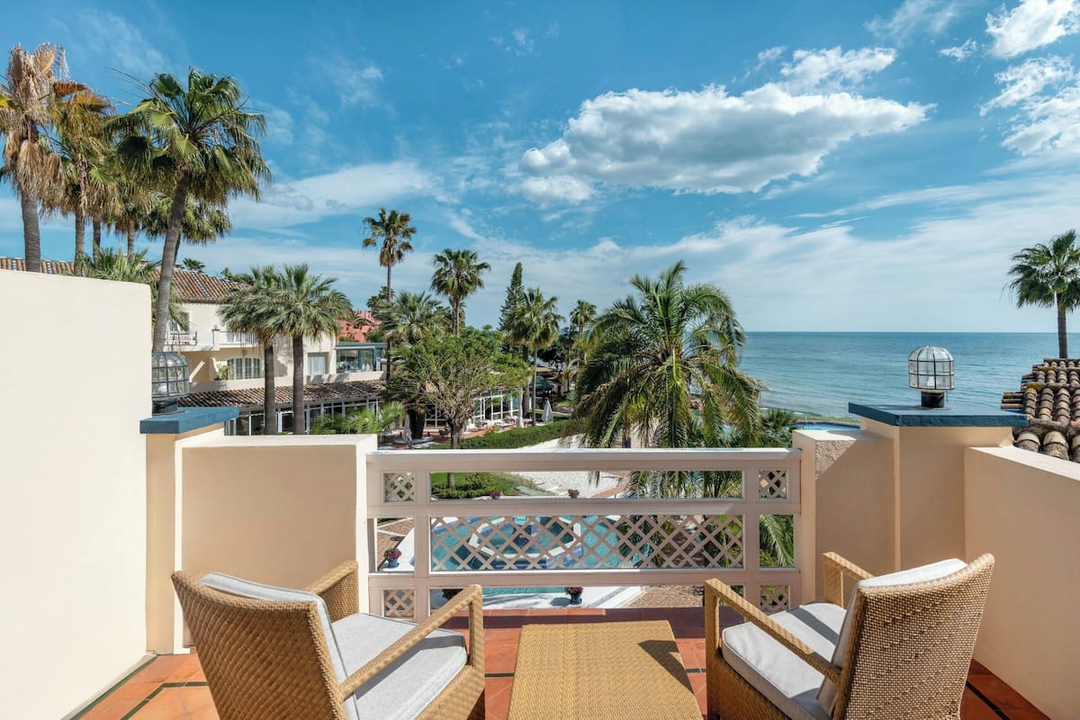 Grand Suite, 1 King Bed, Balcony, Sea View | Egyptian cotton sheets, hypo-allergenic bedding, down comforters