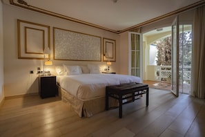 Suite, Garden View