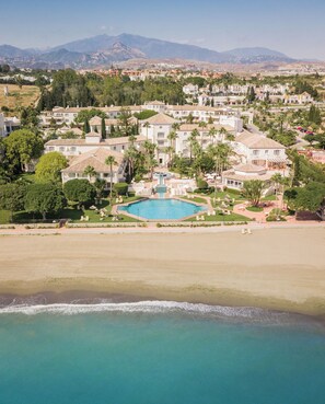 Exterior - Grand Hotel Las Dunas, Autograph Collection (Estepona)