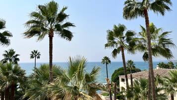 Vue sur la plage/lâocĂ©an