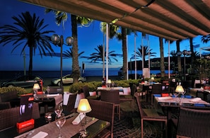 供应晚餐,地区菜