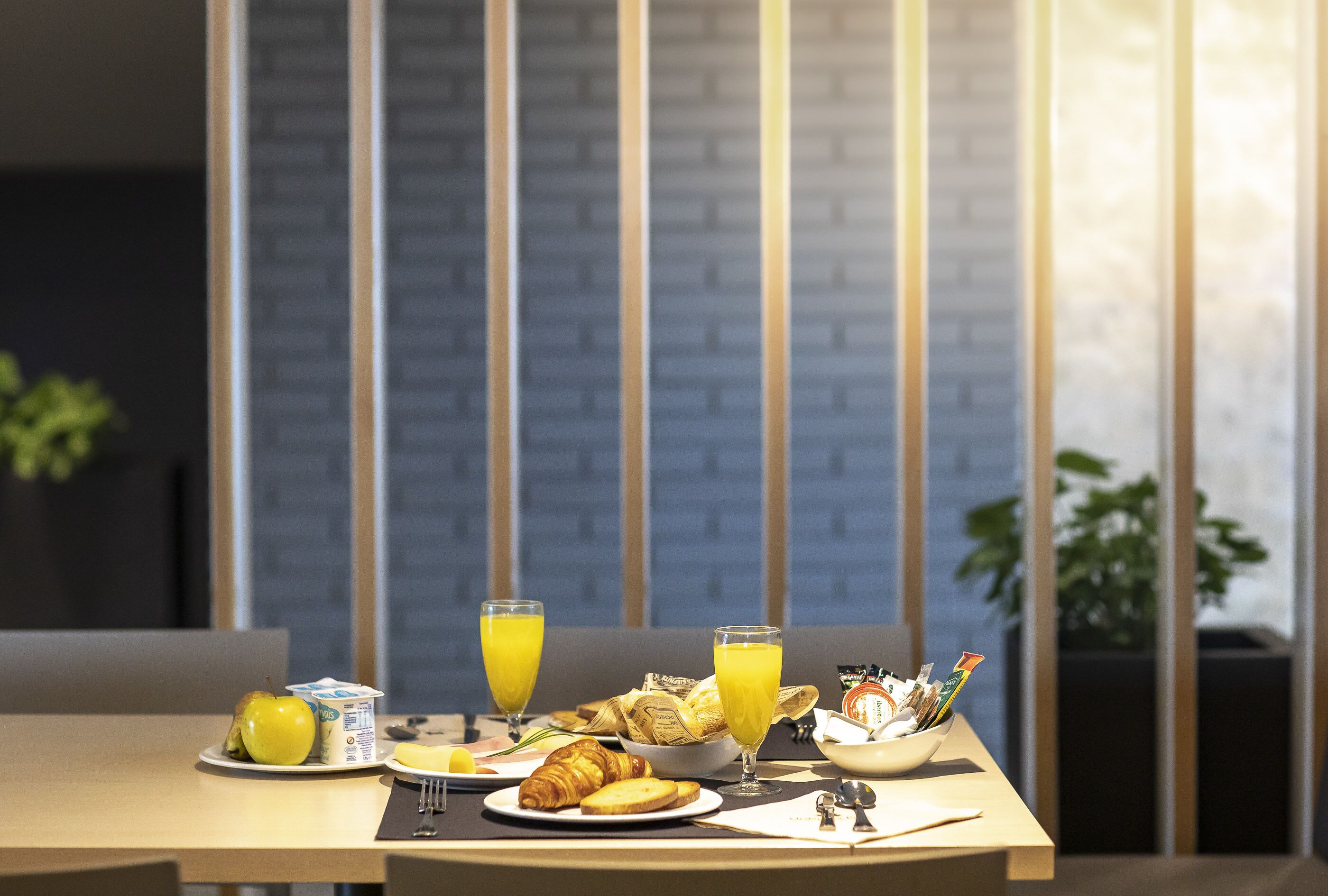 daily buffet breakfast (eur 10 per person)