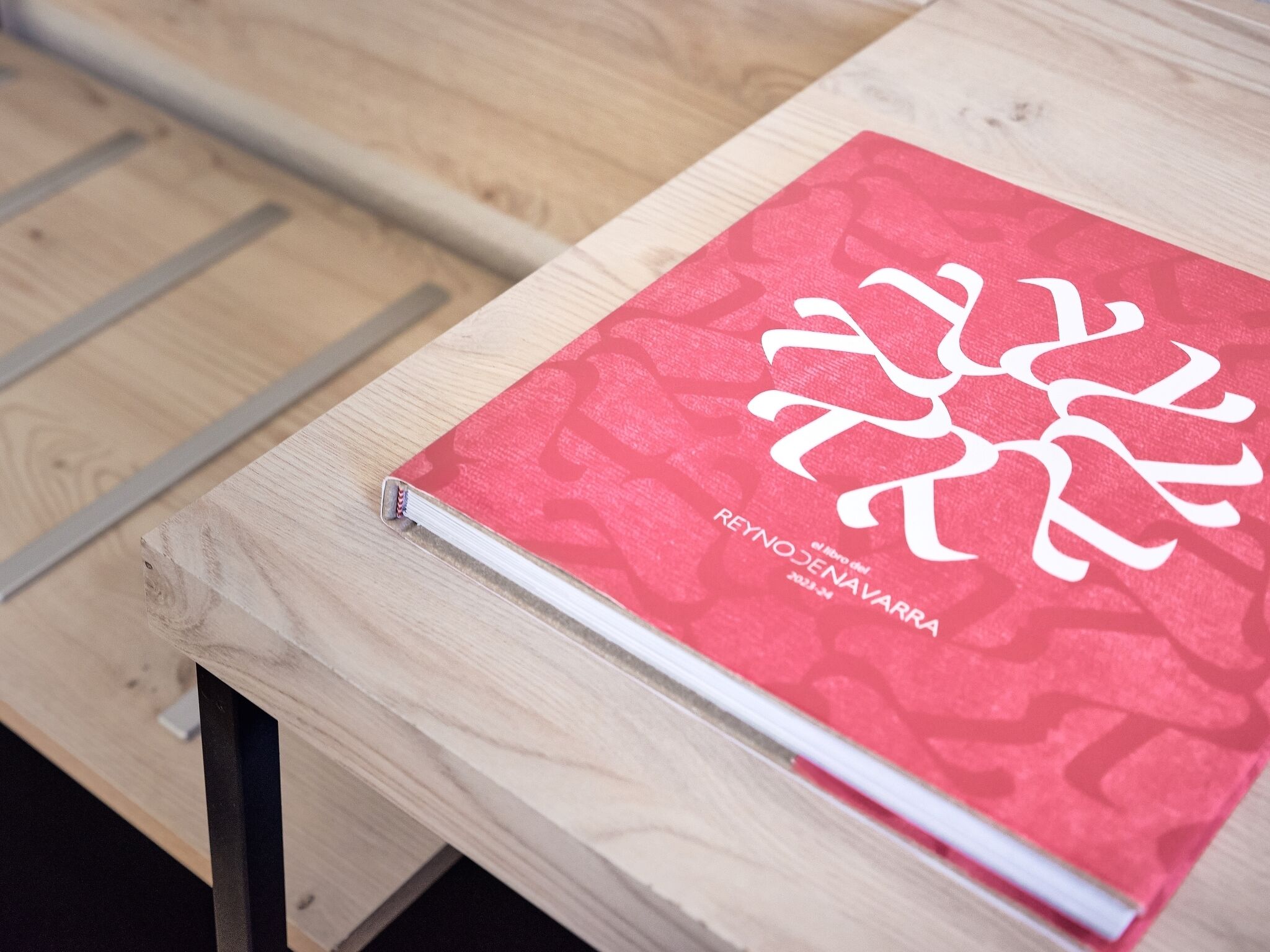 comfort room, 1 queen bed | 1 bedroom, premium bedding, in-room safe, desk