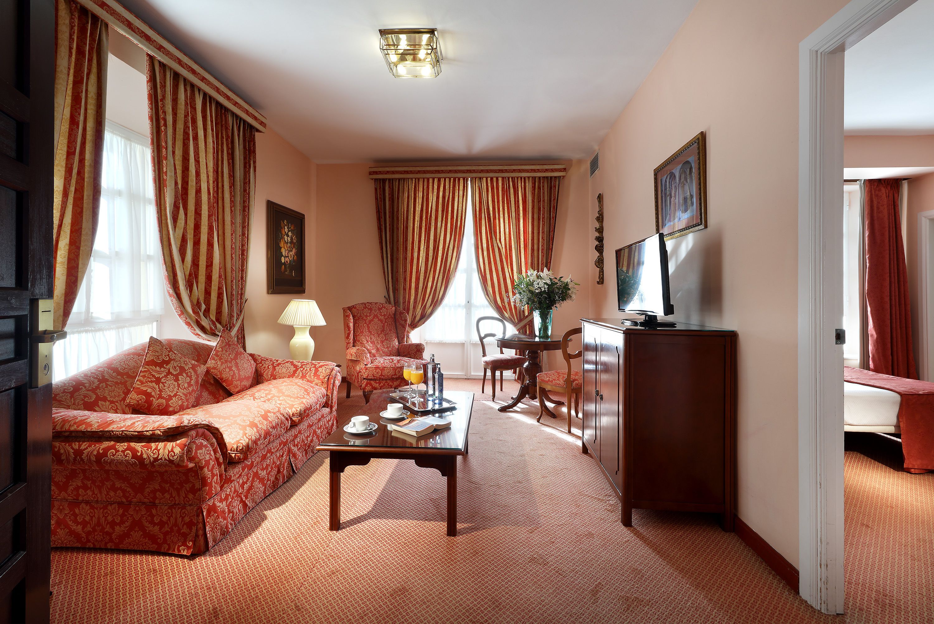 superior double room | minibar, in-room safe, blackout curtains, soundproofing