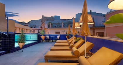 H10 Corregidor Boutique Hotel