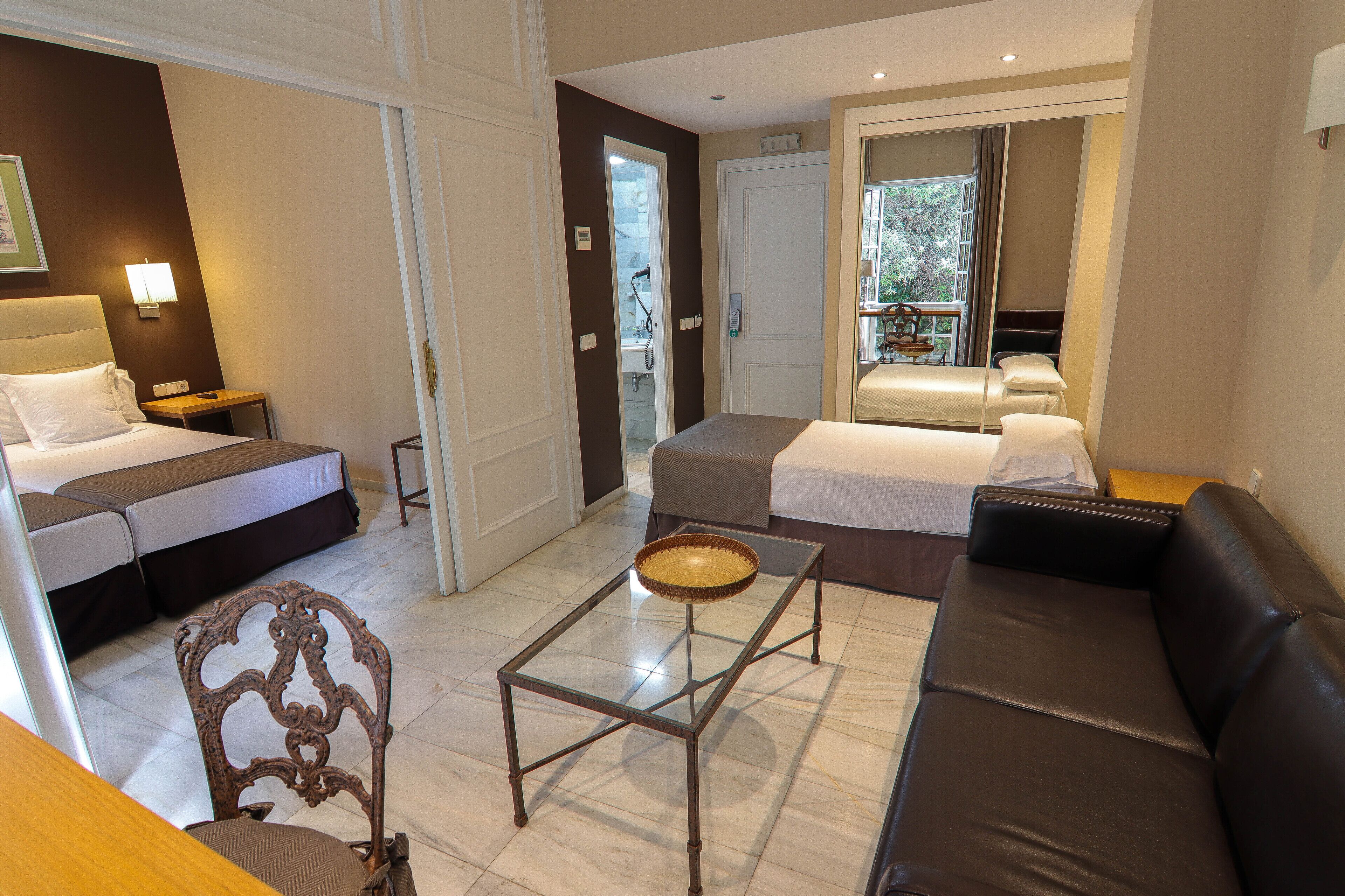 minibar, in-room safe, desk, laptop workspace