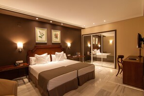 1 bedroom, minibar, in-room safe, desk