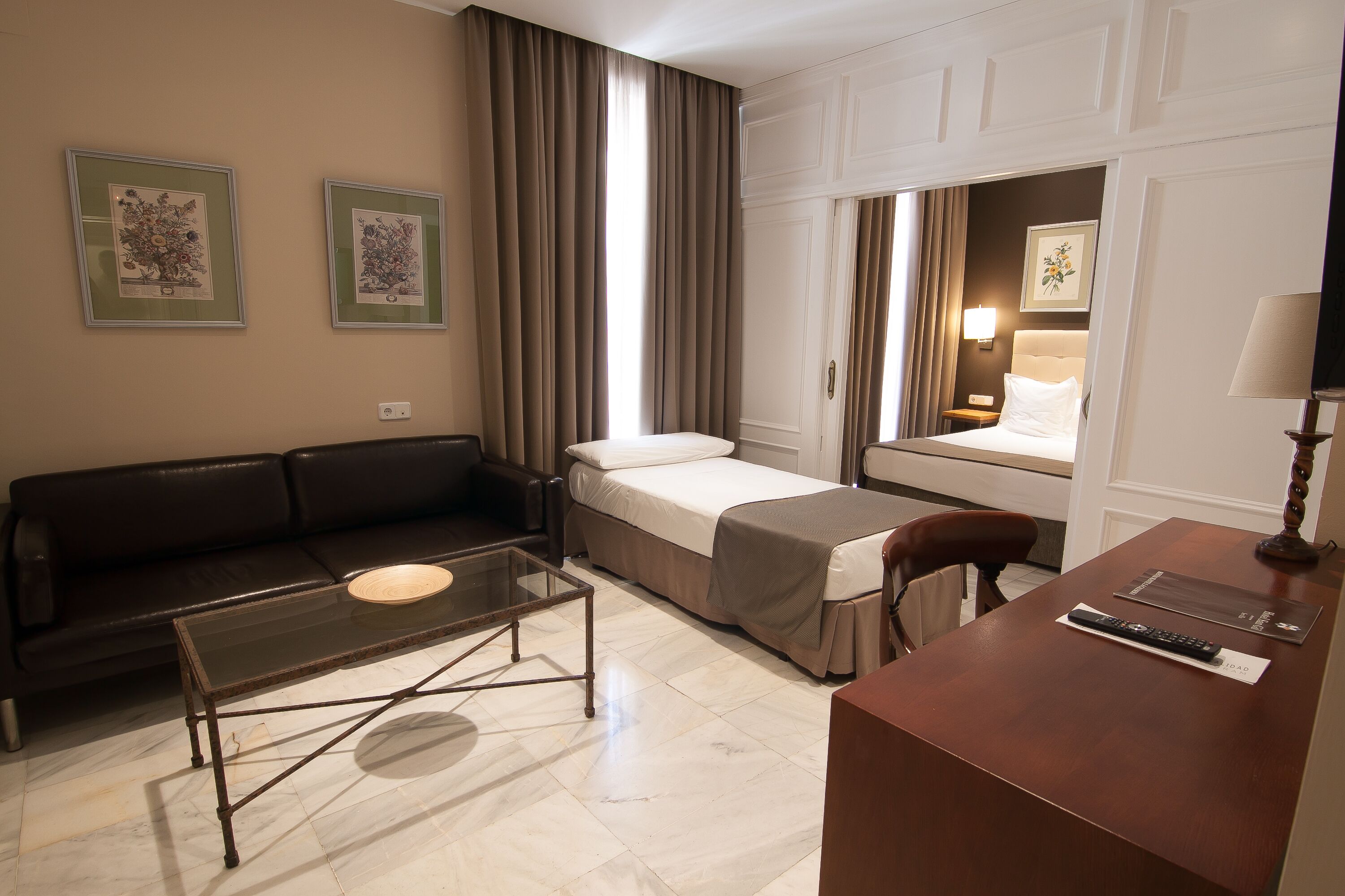 junior suite 2 adults and 1 kid | minibar, in-room safe, desk, laptop workspace