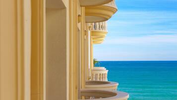 Literie de qualité supérieure, minibar, coffres-forts dans les chambres