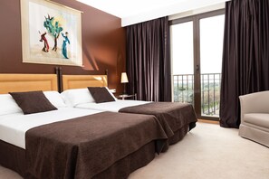 Minibar, in-room safe, desk, laptop workspace