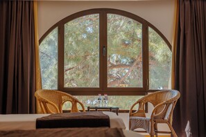 Superior Quadruple Room | 1 bedroom, minibar, in-room safe, desk
