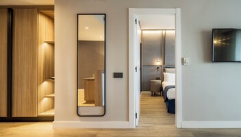 Down comforters, minibar, desk, laptop workspace