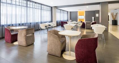 Hotel ILUNION Romareda
