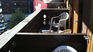 Chambre Double Standard pour 1 personne, salle de bains privée, vue montagne | Balcon