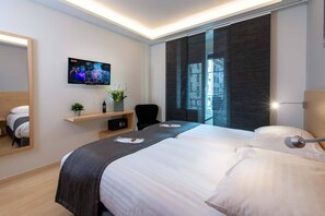 Standard Twin Room, 2 Single Beds - Hôtel des Alpes (Geneva)