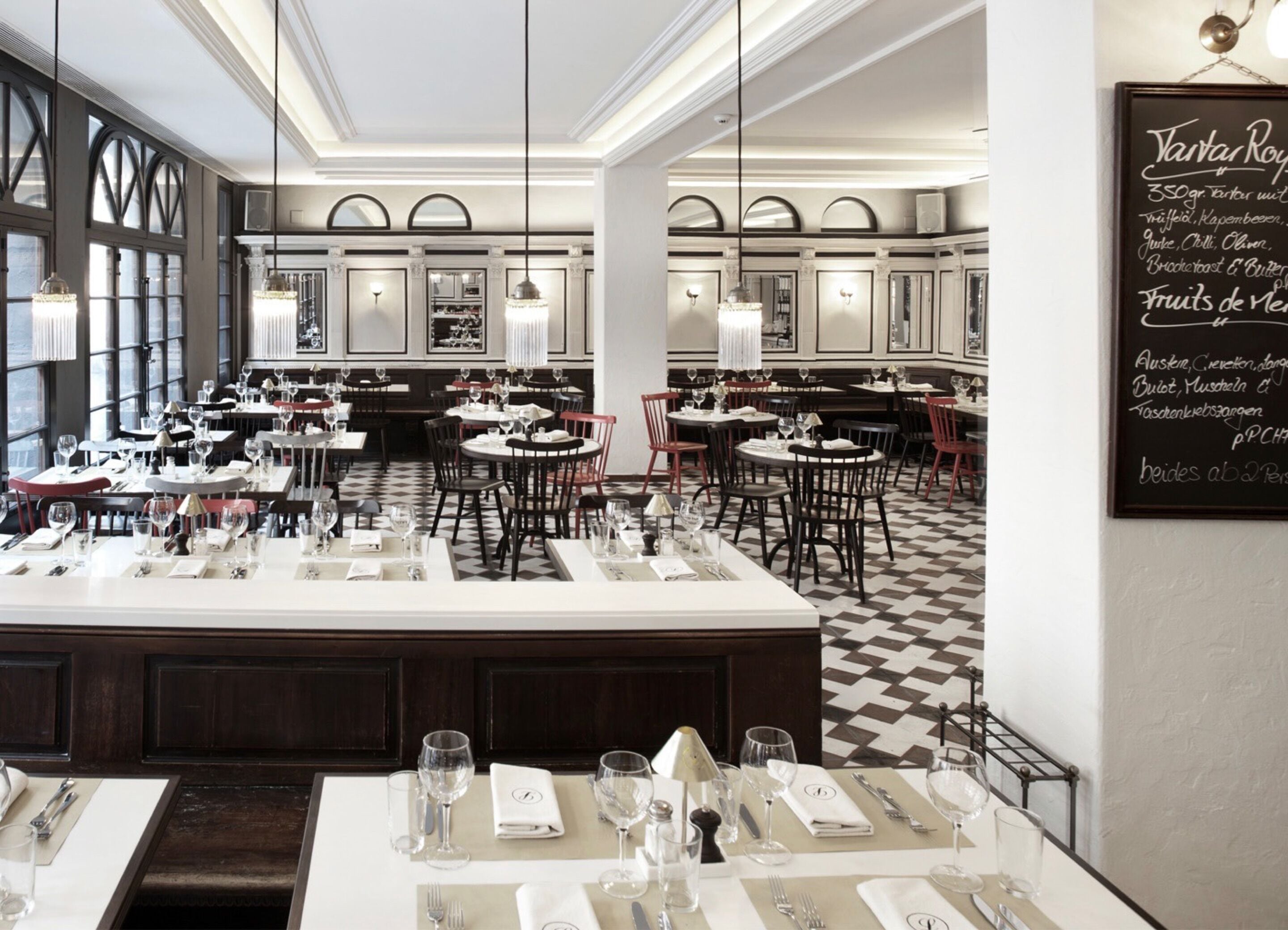 lunch and dinner served, french cuisine