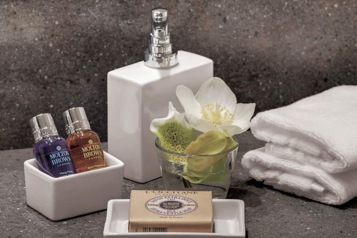 superior double room | 1 bedroom, premium bedding, down duvets, pillow-top beds