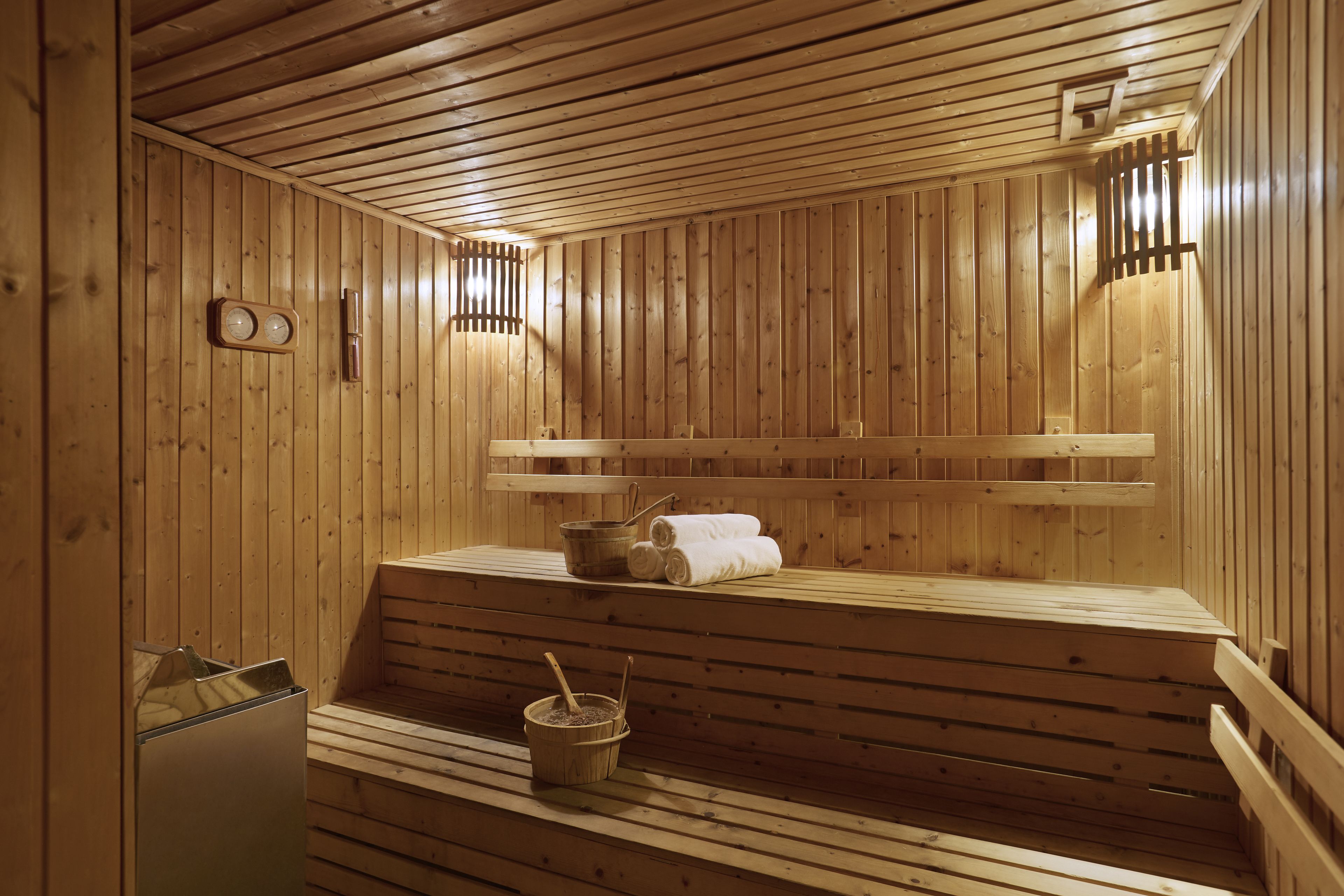 thai massages, 3 treatment rooms