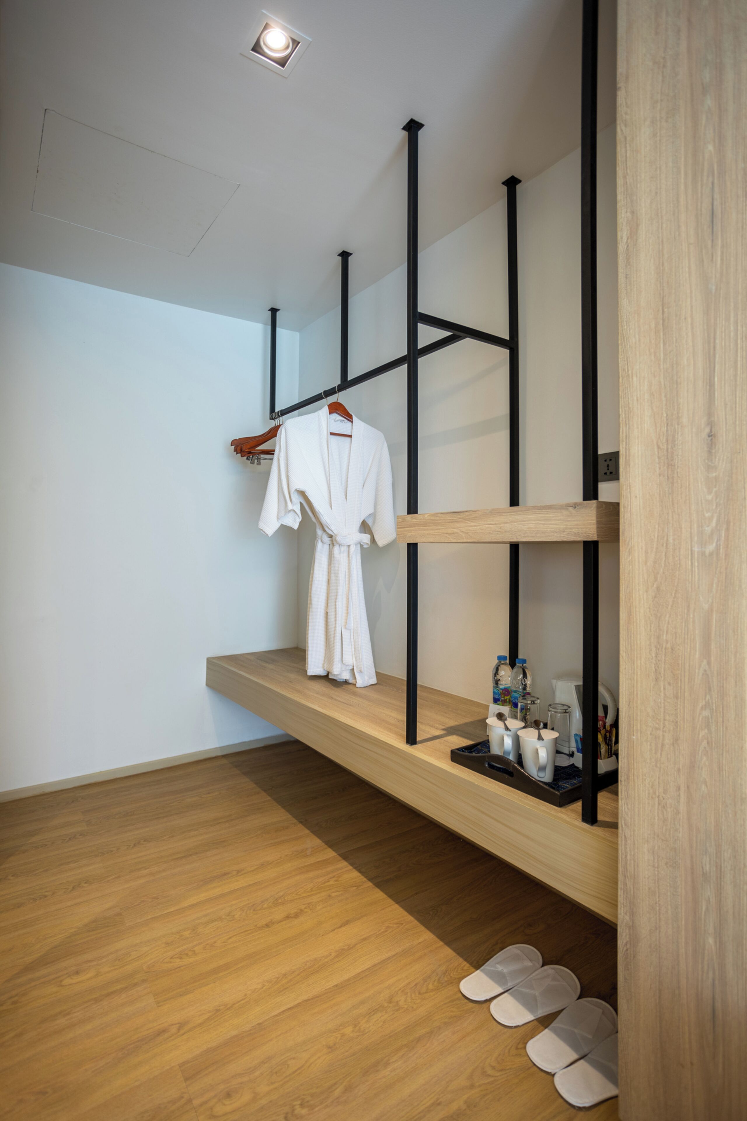 superior premier room | 1 bedroom, in-room safe, individually decorated, individually furnished