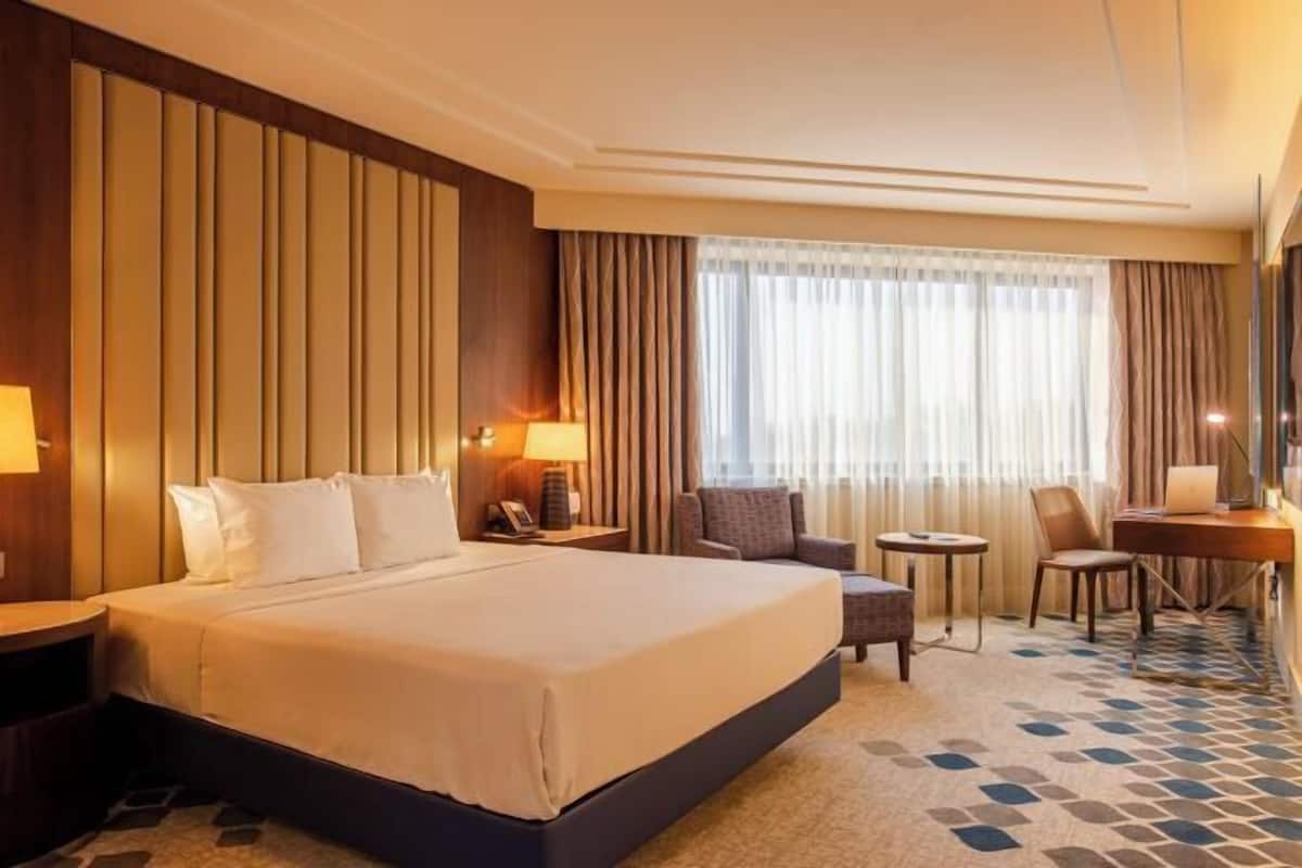 Minibar, in-room safe, desk, soundproofing