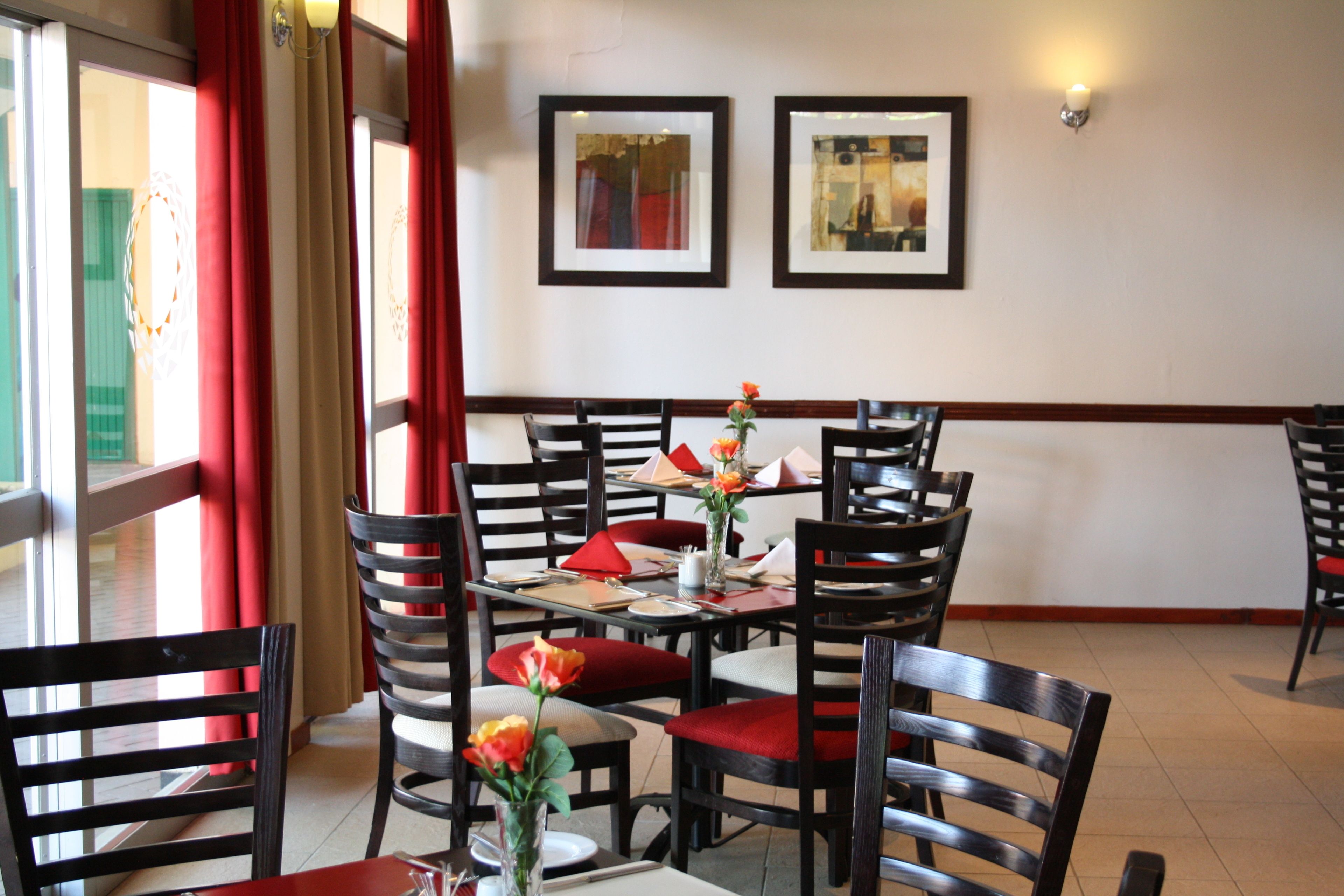 daily english breakfast (bwp 195 per person)