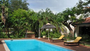 Piscina a l'aire lliure 