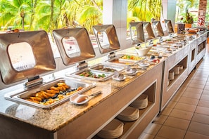 Frühstück, Mittagessen, Abendessen, internationale Küche