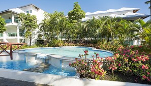 Outdoor pool, pool umbrellas, sun loungers