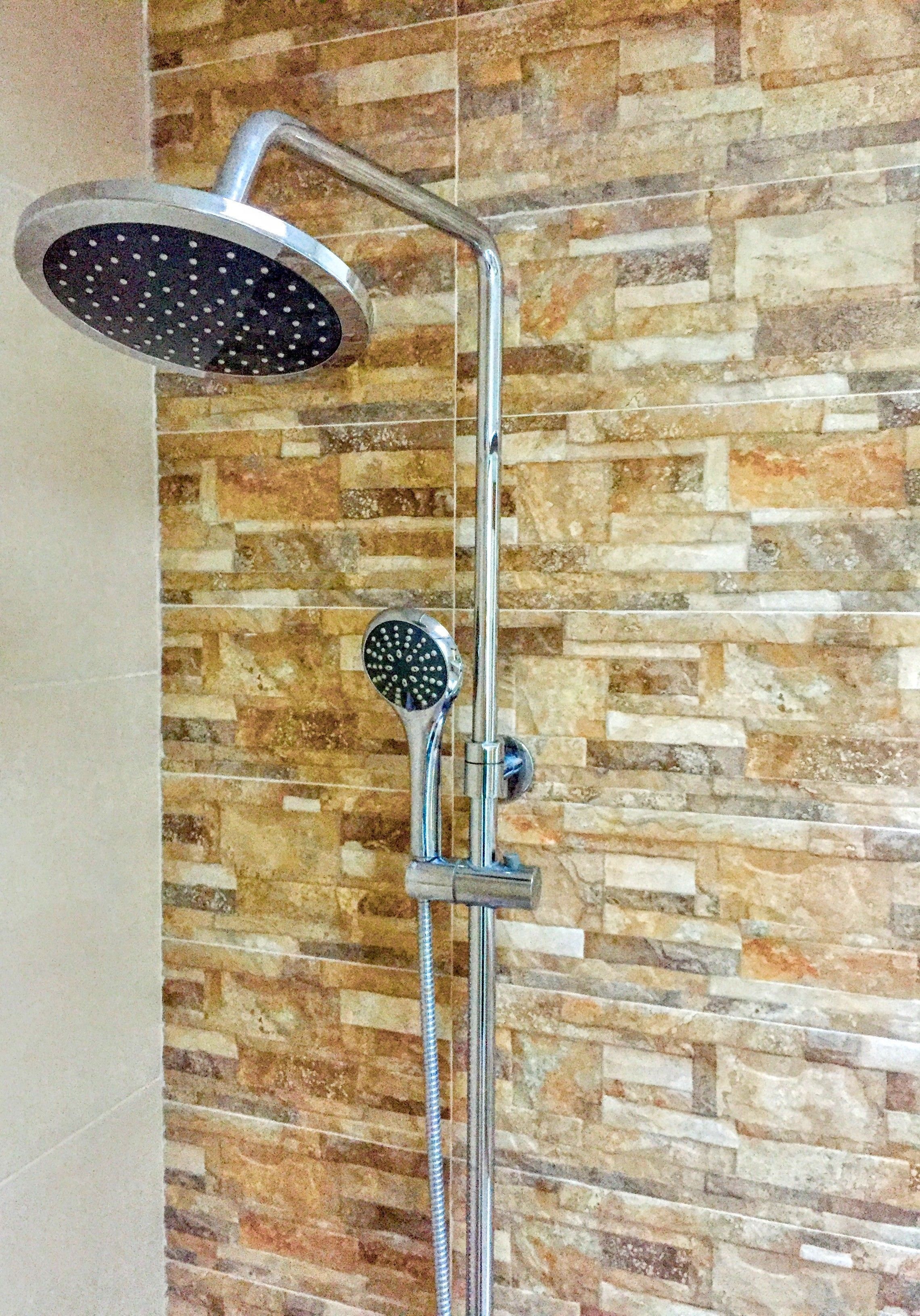 2 bedrooms, in-room safe, desk, iron/ironing board