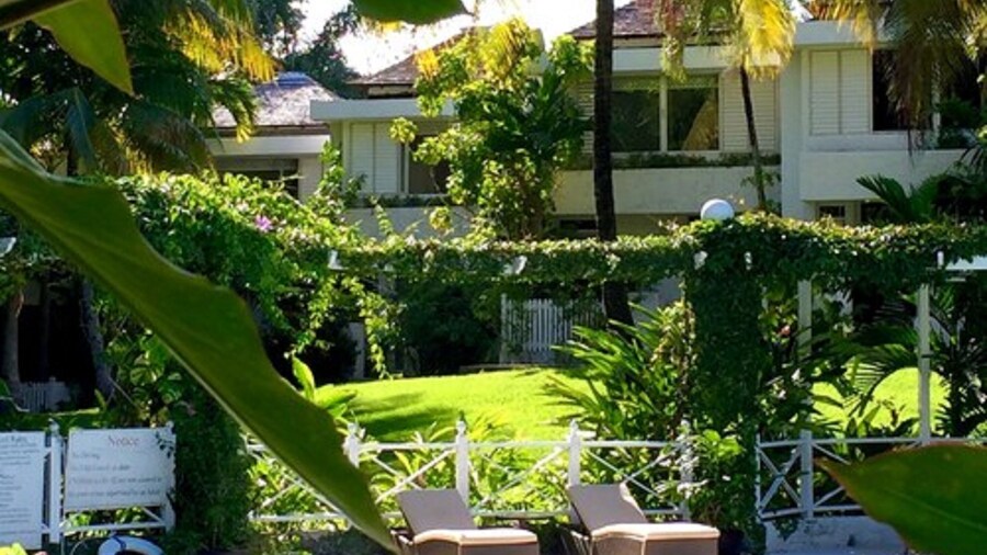 Goblin Hill Villas at San San