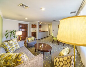 Grand Deluxe Suite | Private kitchen