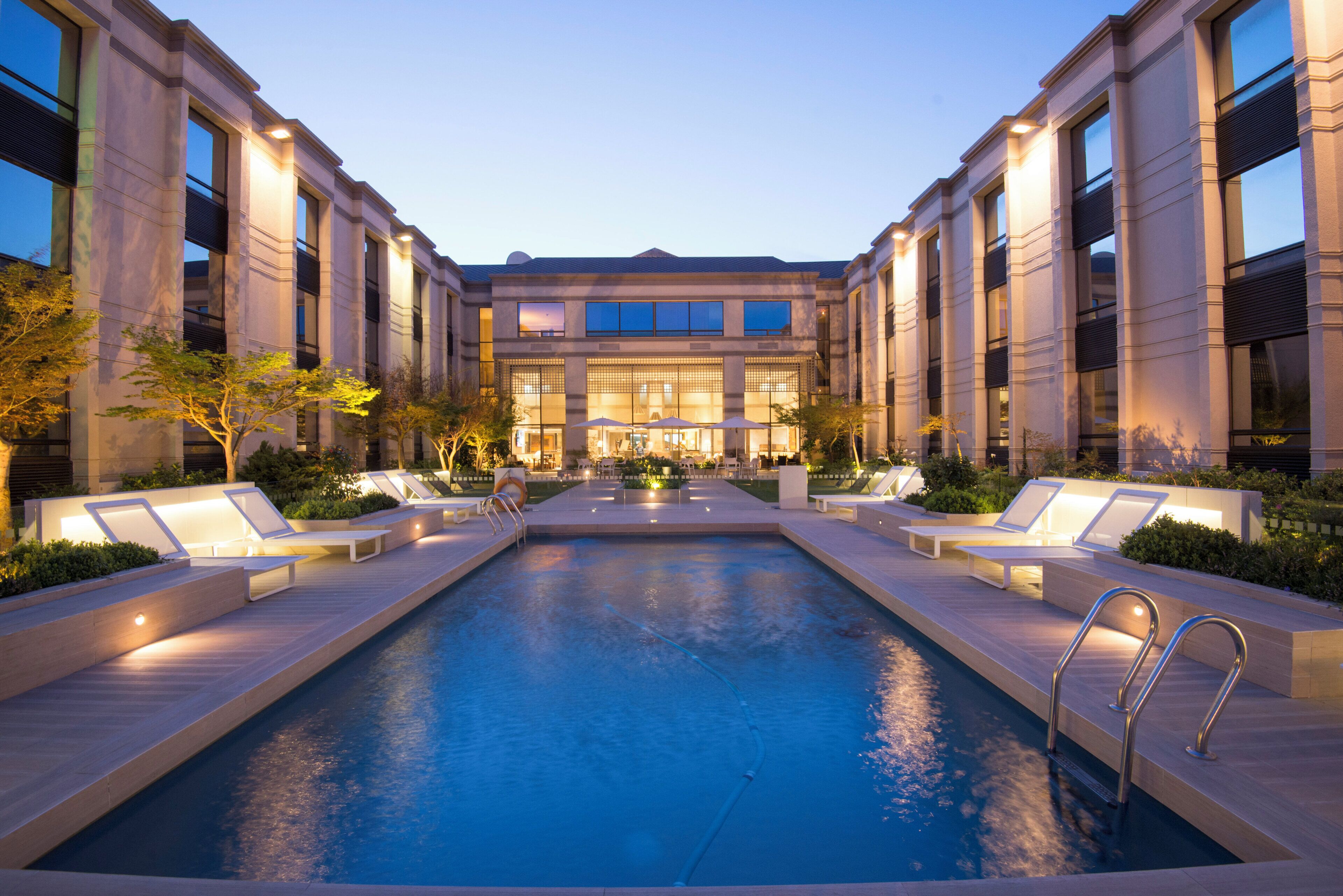 Seasonal outdoor pool