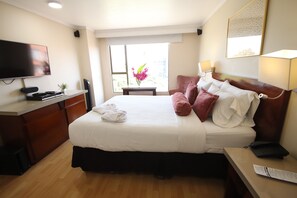 Family Suite, 2 Bedrooms | Down comforters, pillowtop beds, minibar, in-room safe