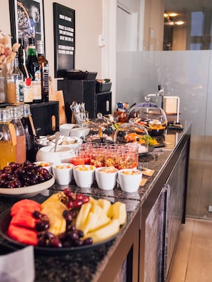 Desayuno buffet todos los días (con cargo)