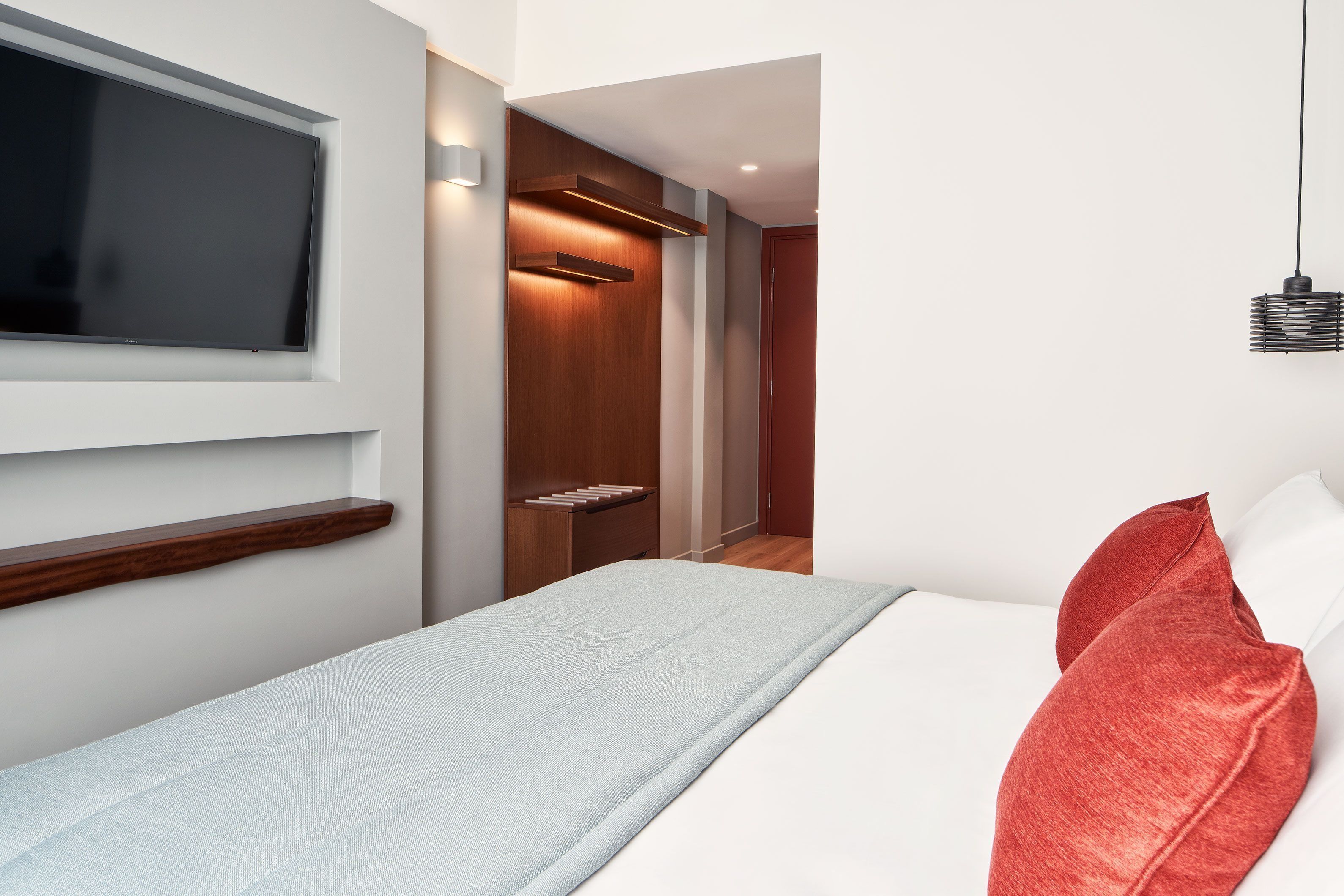 standard room | in-room safe, blackout curtains, soundproofing, iron/ironing board